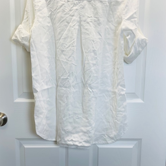 Anthropologie Cloth & Stone Classic Buttondown - Picture 14 of 16